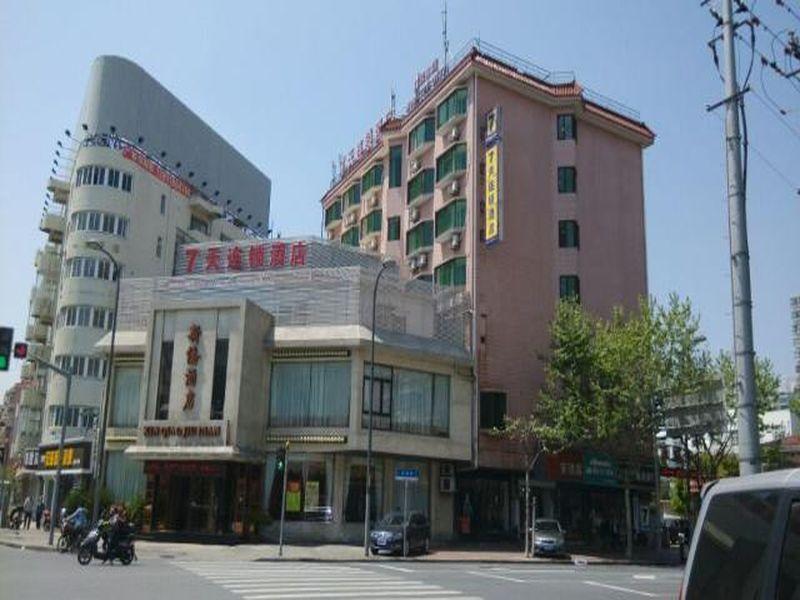 7 Days Inn Shanghai Hongkou Football Stadium Branch Экстерьер фото